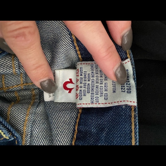 True Religion distressed jeans size 32 - Picture 6 of 6